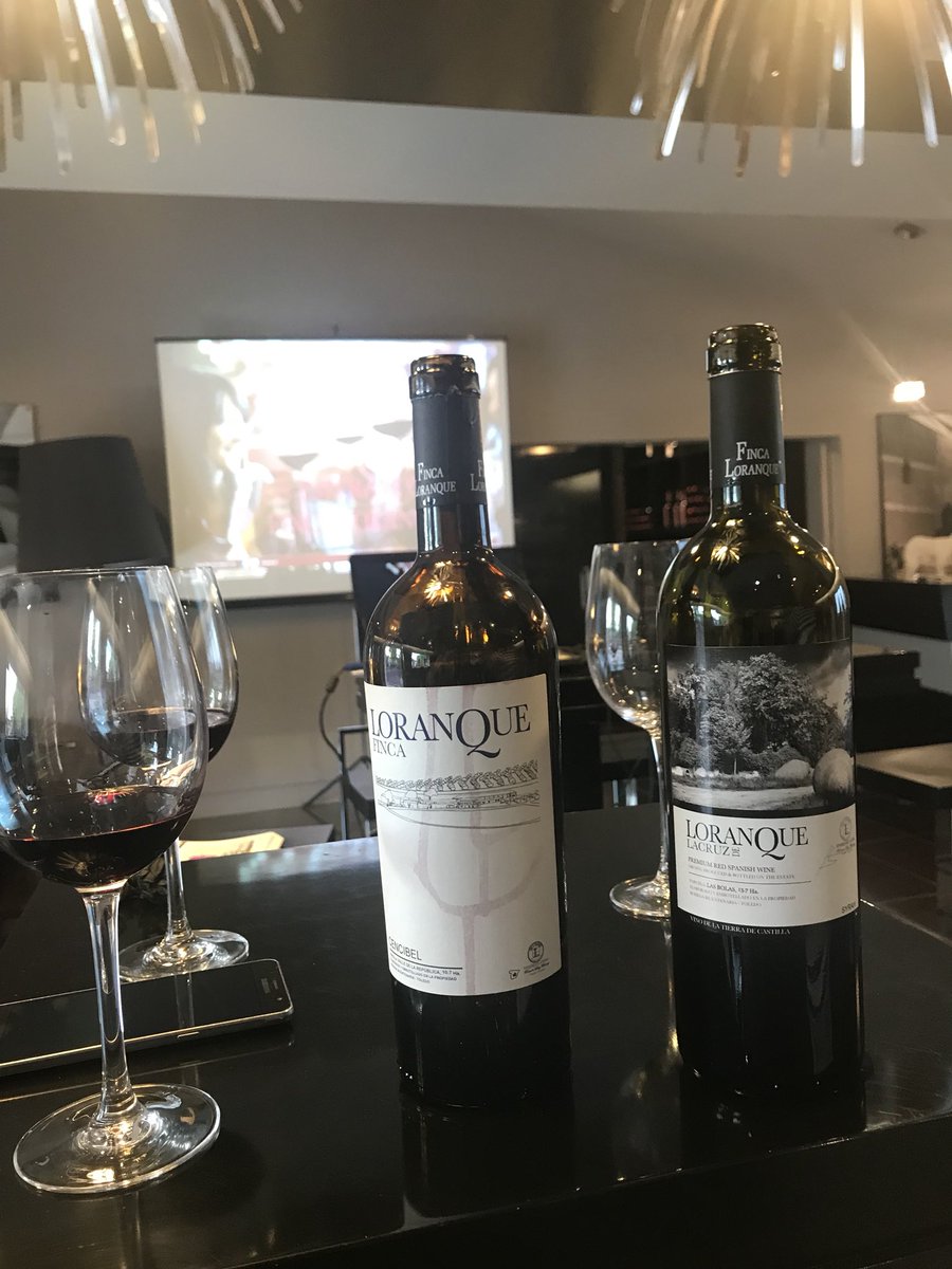 MNINToledo's tweet photo. @FincaLoranque Y cerramos nuestra visita a @FincaLoranque, ejemplo de experiencia empresarial de éxito en los mercados internacionales, probando algunos de los caldos de esta magnífica bodega https://t.co/piNKSTVOQp