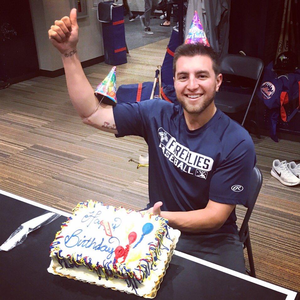 Happy first birthday to my new UCL! 1 year post Tommy John surgery, feeling better than ever. 