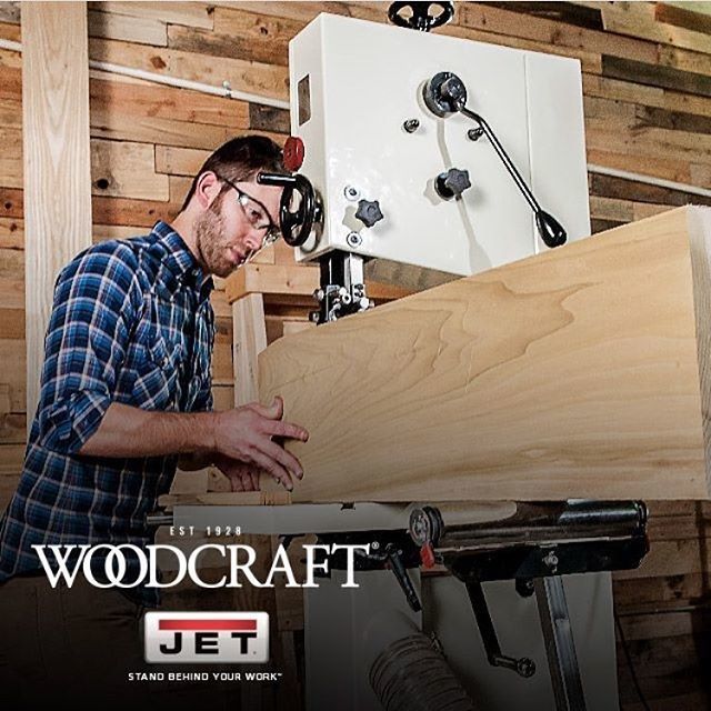 stericdesign's tweet photo. throwing it back to sideburns and my trusty blue plaid pearl snap shirt...still cracks me up to see these old JET marketing photos pop up every now and then.
#StericDesign #PartTimeModel #nashville #woodworking #furnituremaking #tbt https://t.co/7SZINHT1qi