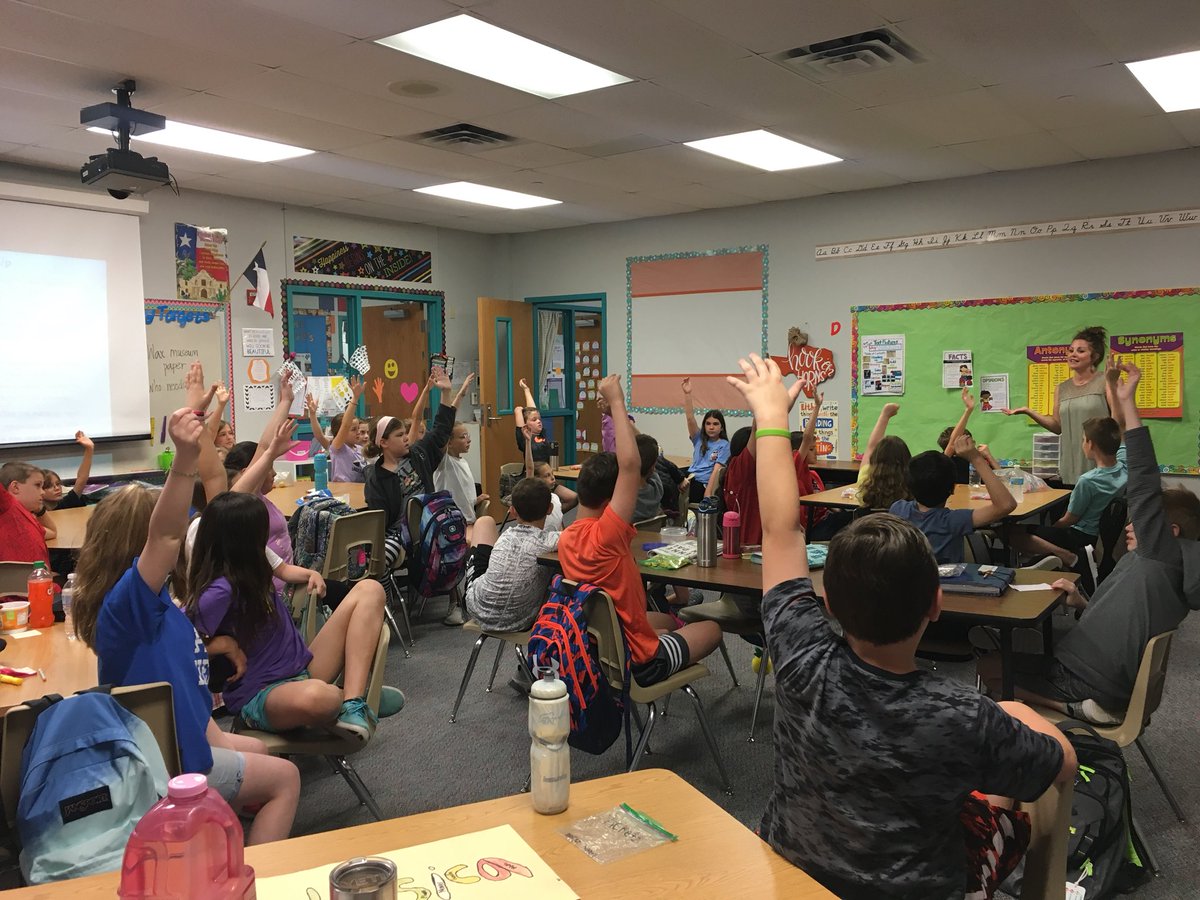 NatalieKirkley's tweet photo. When the all know the answer 🙌🏻
#weareaphe #risdlearns https://t.co/pXGfNemZgu