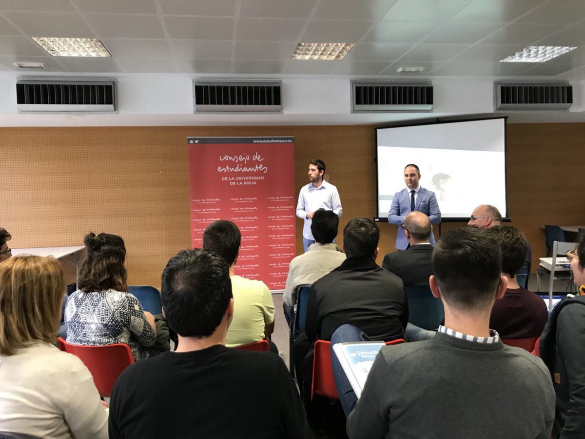 capacitae's tweet photo. ¡Arrancan las #FUNRioja en @unirioja! Aprendiendo de las @FUN_Rioja con @hjrodriguezg y Joaquin Arana. https://t.co/rYhJs8eO5d
