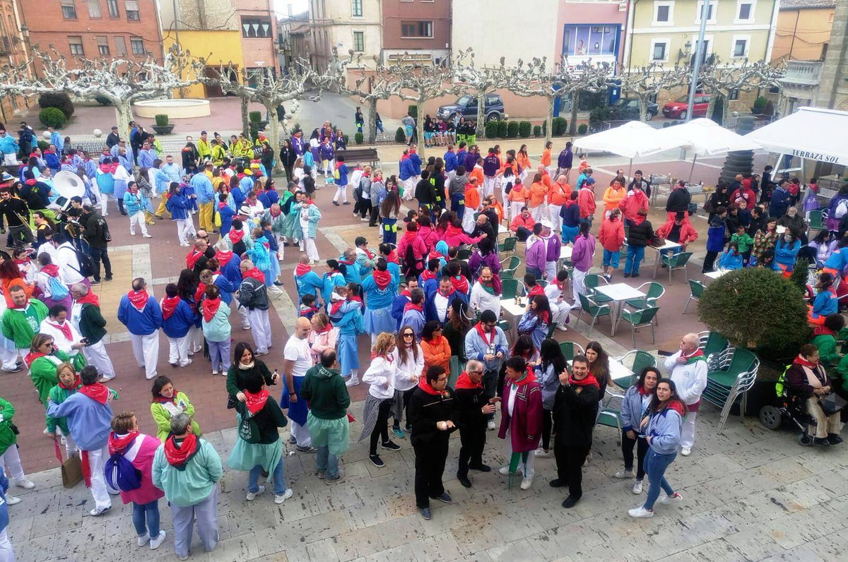 melgar_df's tweet photo. Orgullosos de haber sido sede de la I Concentración Provincial de Peñas de Burgos que se realizó en Melgar de Fernamental este pasado 29 de abril.
#EncuentroPeñas @CuatroVillas @Aytoburgos @DipuBurgos https://t.co/MSHTnYvSog