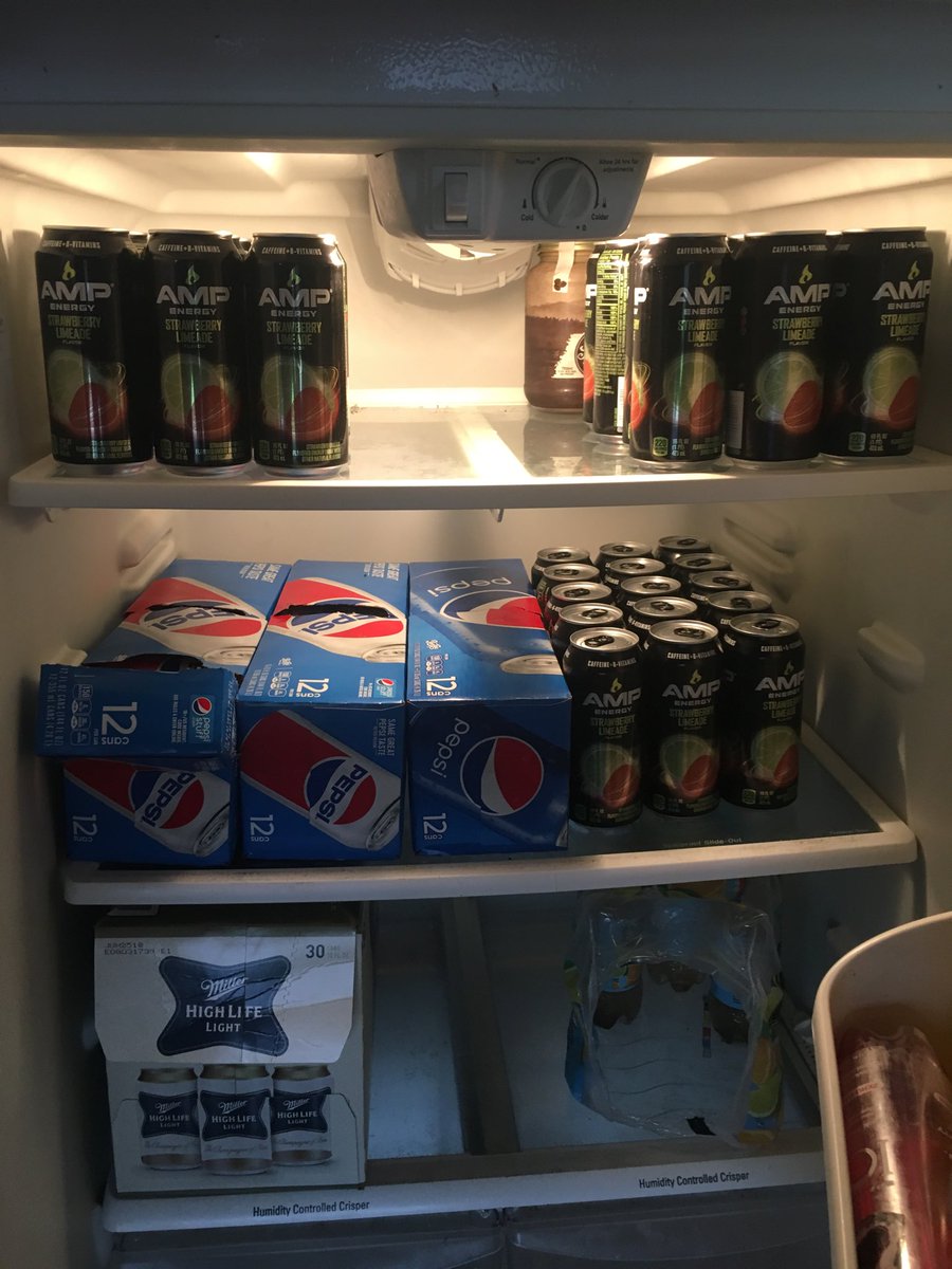 henrylutz01's tweet photo. Ok Pepsi....you discontinued my most favorite drink in the world STRAWBERRY LIME AMP so I had to go to every store in the Shenango valley to buy what they had left😳😳 #bringbackamp https://t.co/192YICVQuk