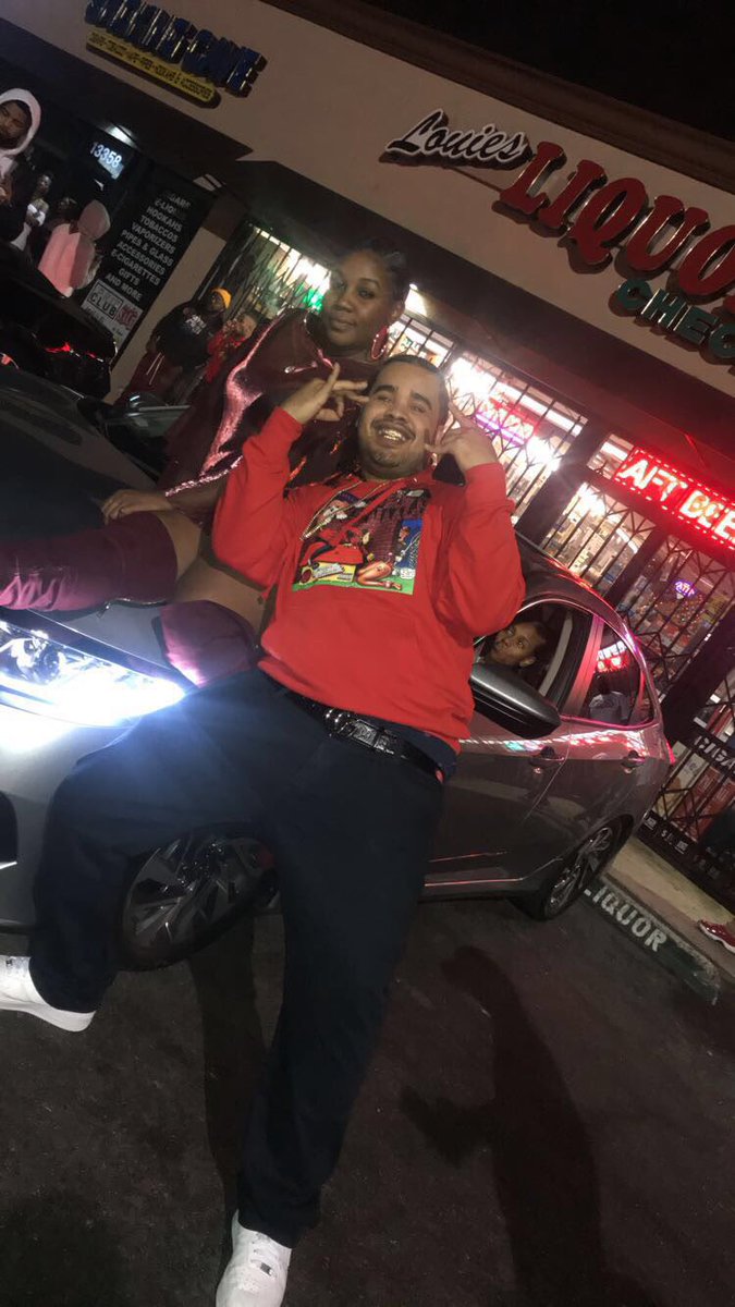 WontBreakaNail's tweet photo. From kids til Now, we always had each other's back NO MATTER WHAT. And it's ALWAYS gone be that way. True definition of #LOYALTYOVAEVERYTHING. I love you & im so proud of everything you've done and everything you gone do. GO UP 🐾👌🏾💯 #ElPerro @INGRucci https://t.co/NHbe2DsvcS