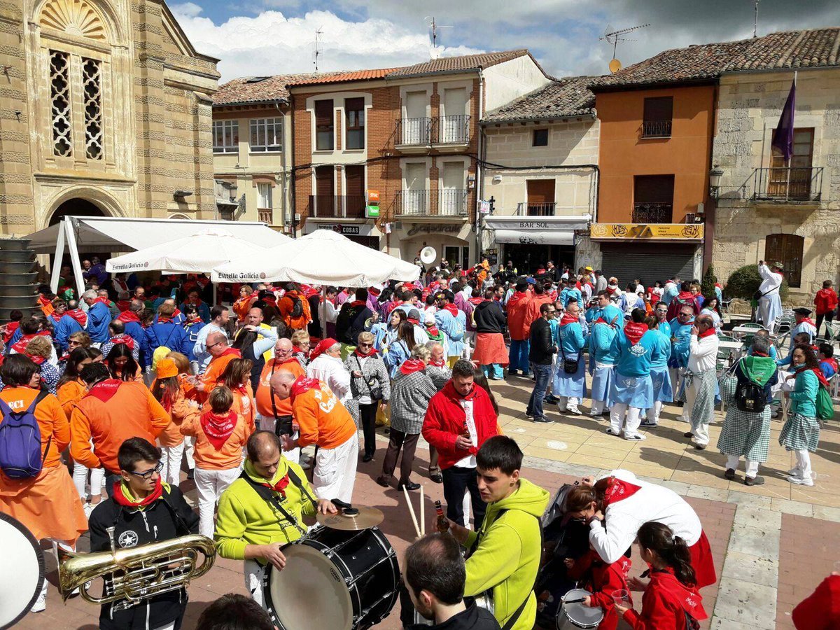melgar_df's tweet photo. Orgullosos de haber sido sede de la I Concentración Provincial de Peñas de Burgos que se realizó en Melgar de Fernamental este pasado 29 de abril.
#EncuentroPeñas @CuatroVillas @Aytoburgos @DipuBurgos https://t.co/MSHTnYvSog