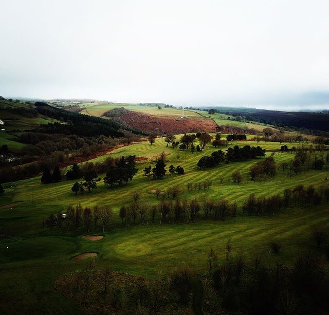 Barg_golfclub's tweet photo. ⭐️May 4BALL DRAW! We are giving away a free four ball voucher for 18 holes at Bargoed Golf Club! Retweet and follow us to enter! Entries close on May 31st. Good Luck #InItToWinIt #Golf #Bargoed #Win #Freebie⭐️ https://t.co/G1mG2PoPAe