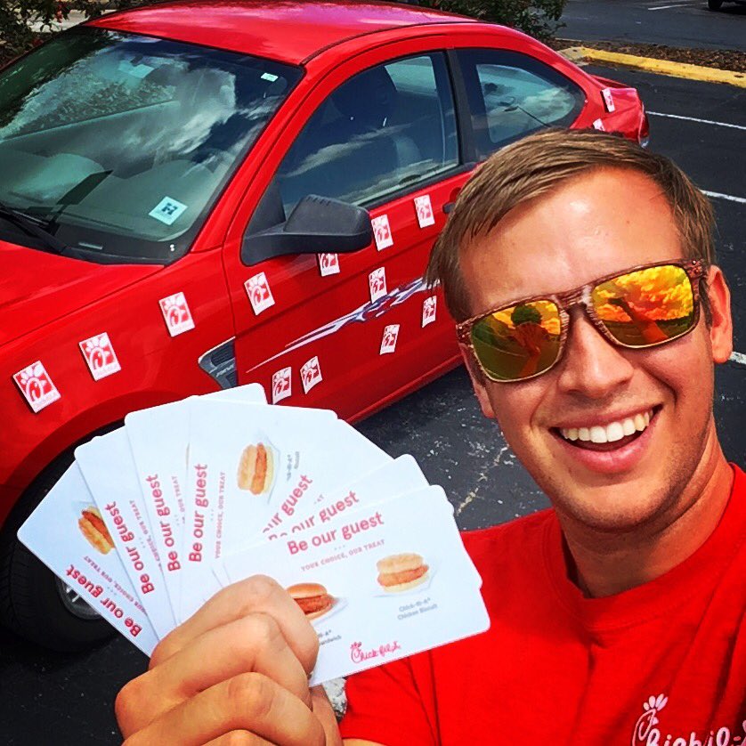 Work in the Winter Park? We’re going MOBILE next week and we want to treat you and your coworkers to some FREE Chick-Fil-A! Tag your place of work and we might stop by and surprise you and your coworkers! 🚗🚕🚙🚌