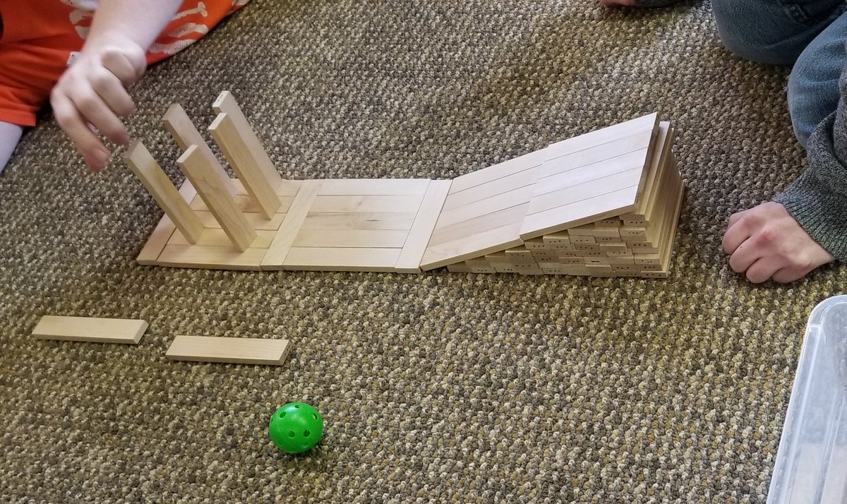 athorp's tweet photo. Keva plank bowling alley with a ramp. Ss are determining the most effective set up for knocking down the most 'pins.' Critical thinking at its finest. @OAISD @ClassroomMakers https://t.co/FssfTA7Jiv