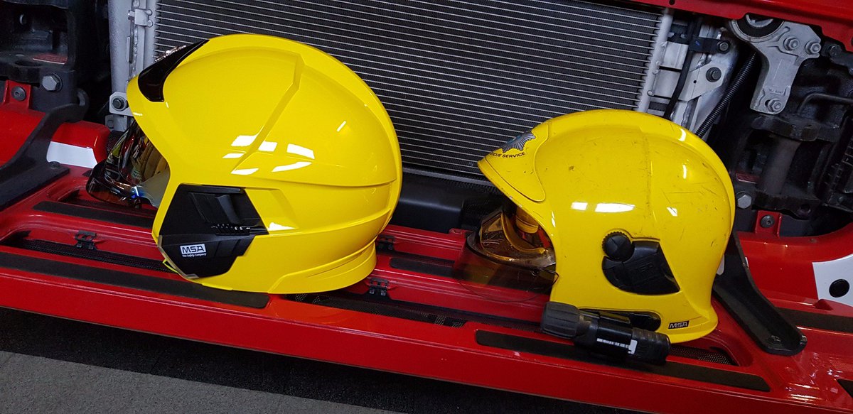 EPortFS's tweet photo. Out with the old, in with the new!
What do you think of cheshire's new fire helmets?

#niceandshiney #galletf1 https://t.co/7xUDfV0wT6