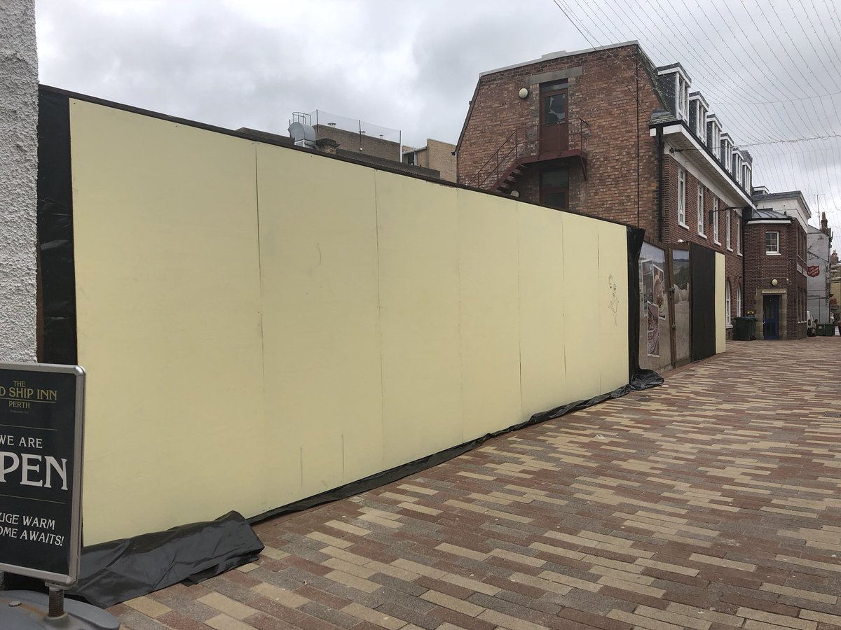 allanahardie's tweet image. My wall for @ReCAPevent on Saturday!! Skinnergate in Perth I will be doing the publics live blind portraits from 10am come say hi! 🧡