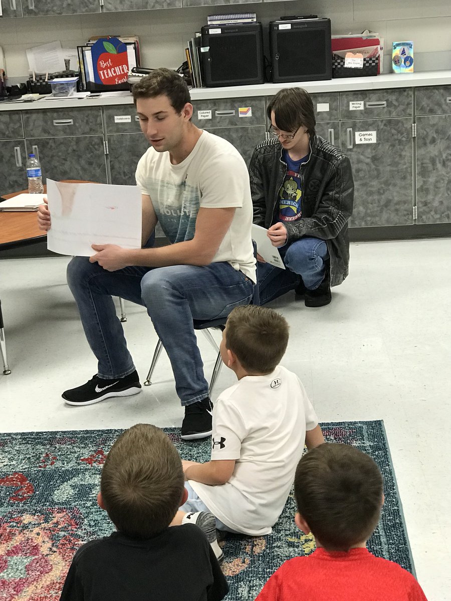 Our students had the pleasure of listening to stories that were written by @MsEmersonLR high school creative writing class. #impressive #authenticaudience #WeareLR