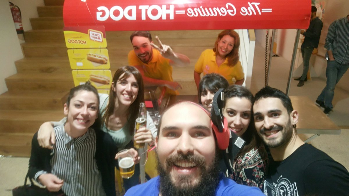 Chicharrrr's tweet photo. De #risis en la #mayerparties https://t.co/3KPJmqlCQw