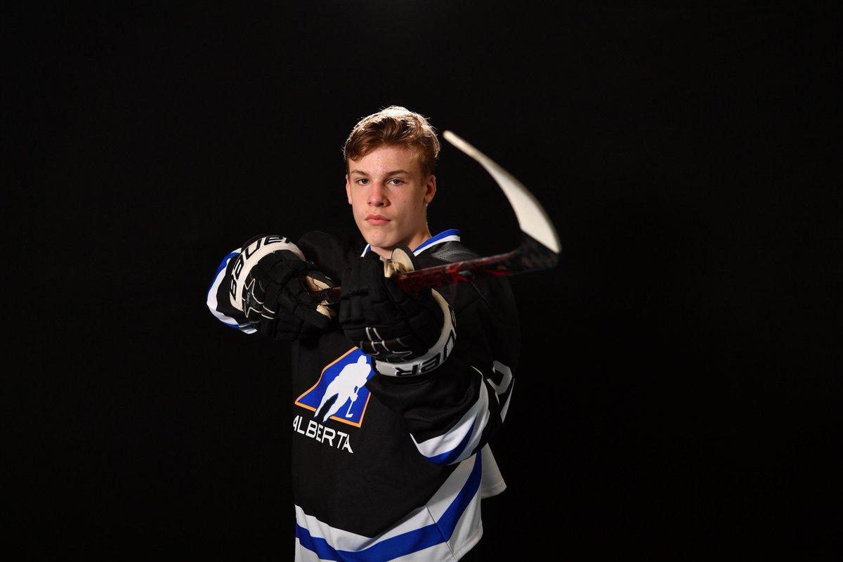 WHLHitmen's tweet photo. “Our 2018 draft class is loaded with talent and potential setting our club up for future success." 

Recap of 2018 WHL Bantam Draft ➡️ https://t.co/hgL4XOsTpf https://t.co/PMZg45FX7I