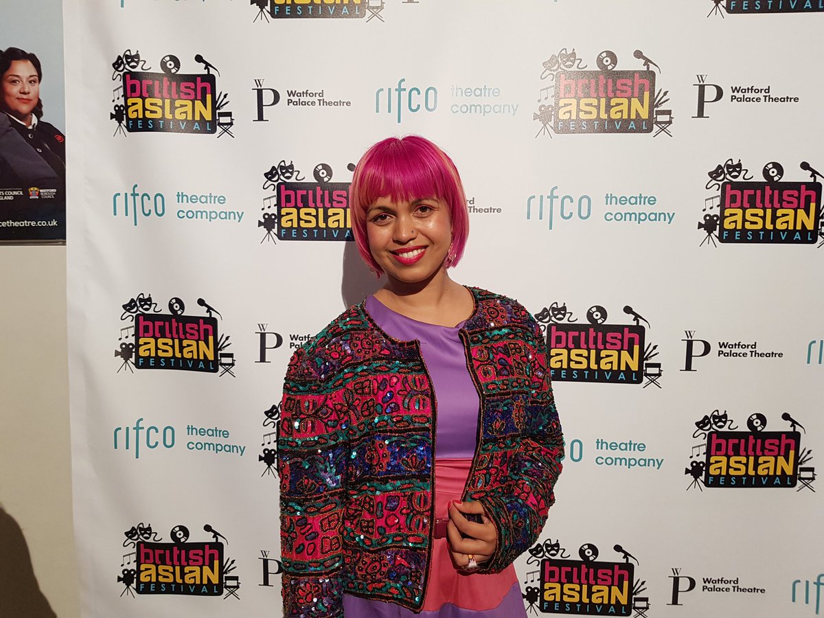 asianculturevul's tweet photo. About to start preview of play #PyarActually and catch acv presenter @TheCraftCafe #TheMakeEscape Sat 1-3pm @watfordpalace #BritishAsianFestival May4-6...see article on site. https://t.co/z9LeKoPOSu