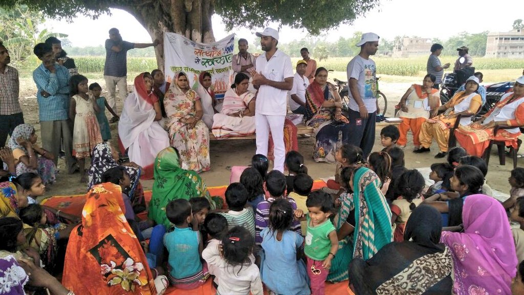 Danish, a teacher in madarsa of a village in Baghpat has been working voluntarily as a #Swachhagrahi to end open defecation in his entire block Khekra. 

#ZSBP #SwachhBharat <a href="/DivyangWaghela/">Divyang</a> #ZSBPUP #odf #Swachhagrahis