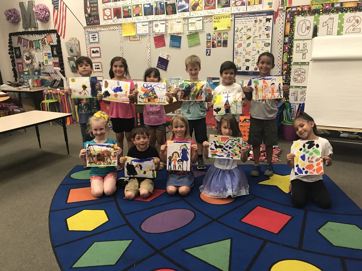 mrsmaddoxkinder's tweet image. Our awesome creations on Q-Tip Paint Day! #carsonstars