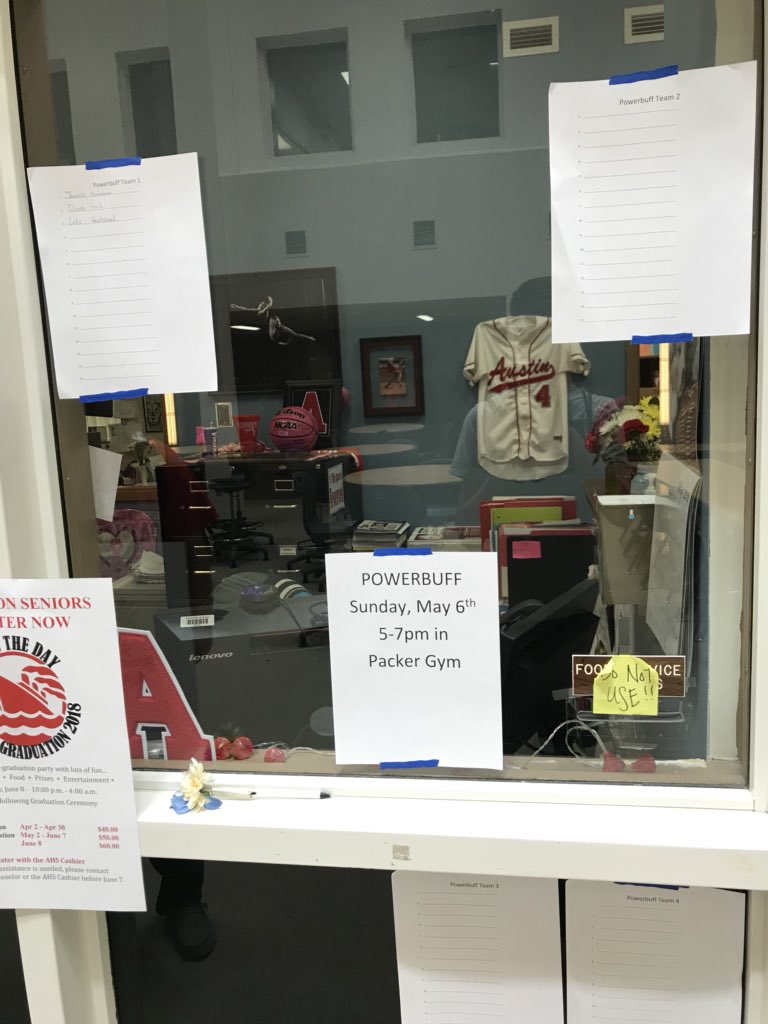 ahscheers's tweet image. ALL AHS BOYS!!! Powderpuff volleyball is this Sunday from 5:00-7:00 in packer gym! Sign up sheets are on the activity office window!!