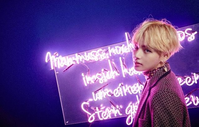 mouna_1010's tweet photo. @BTS_twt I purple u💜💜
#PremiosMTVMiaw
#MTVBRKPOPBTS 
#MTVLAKPOPBTS 
#BTS 

@bts_bighit @BTS_twt 
#IPURPLEU #BigHit #BTSARMY 
#V #kimtaehyung #뷔 #김태형 #Meet_v
#방탄소년단  #taehyungarmyslovesyou 
#taehyung #btsV https://t.co/rRHJeiFPez