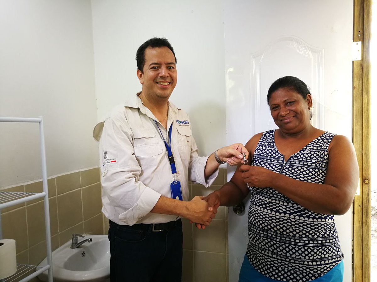 50 unidades se entregaron el día de hoy en el Corregimiento de Penonomé y 45 en Llano Norte gracias a <a href="/conadespanama/">Conades Panamá</a> #sanidadbásica #cumpliendoconlagente #Cocléavanza