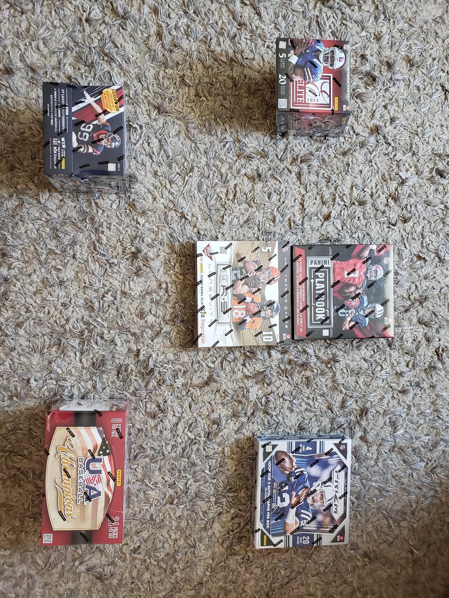 CrattyPatty25's tweet photo. May The Giveaway be with you! Me &amp; @apizzo1482 have teamed up to bring you a giveaway for a chance at #SmokeBreaks break credit with me and Sale credit with Anthony! 1 winner gets both! To win, you must follow us all, RT both @apizzo1482 &amp; @CrattyPatty25 Pinned Tweets! https://t.co/qXww56Q1bg