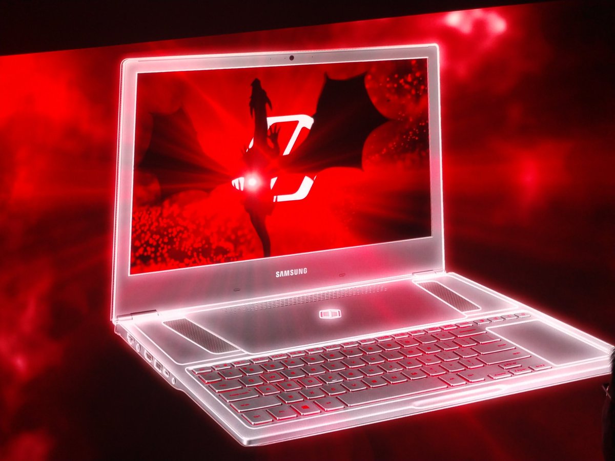 submarino's tweet photo. Ahhhh Samsung Odyssey Z! Tão lançando um novo notebook pra linha gamer. Uparam a GPU pra 1060, botaram um i7 de oitava geração e fizeram um "Beast mode" que otimiza os recursos e acelera o note! Melhoraram também o sistema de resfriamento! 🤘 - @SirFeijao 
#samsungnotebook https://t.co/DVUkVcLq6w