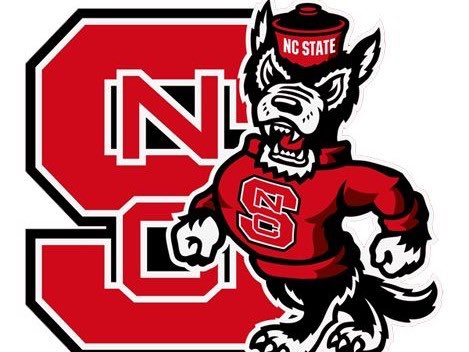 _6ixxgod's tweet photo. Blessed to receive an offer from NC State!!! #Wolfpack 🐺🔴⚪️ https://t.co/7immhEFU2q