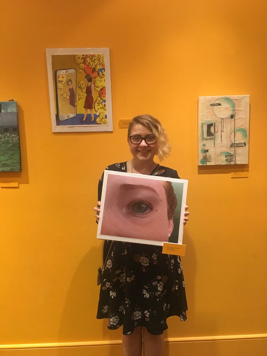 sbellshs's tweet photo. So proud of my amazing art students! They are so talented! #congressionalartcompetition hey look @shsgovteach it’s #Bradleybyrne https://t.co/OuhqEGkxLr