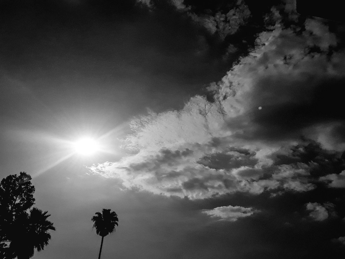 rayzrlove's tweet image. 😎 Venir weekend

#cawx #inlandempire #cloudeffects #effetsnuages #motivationweekend