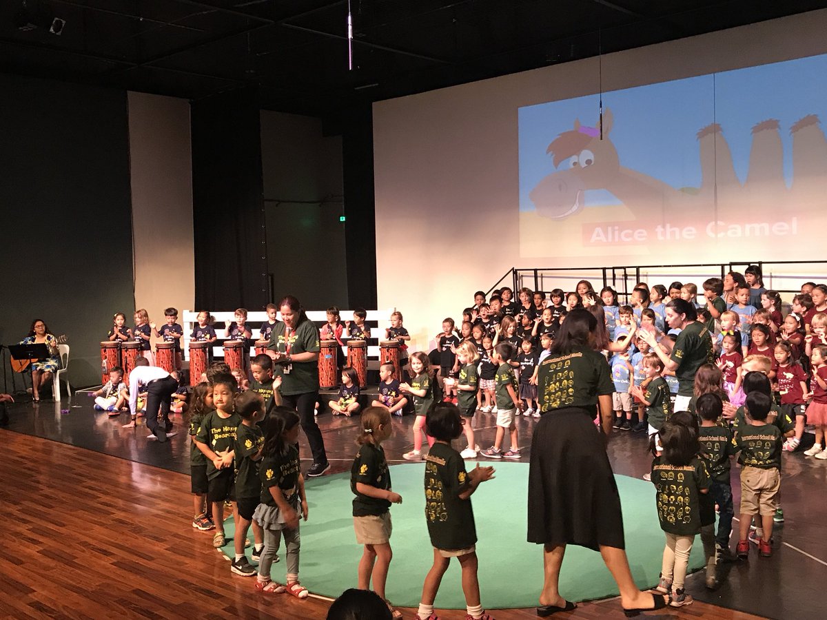 LearningCoISM's tweet image. Gotta love Alice the Camel! @LearningES @ISMKristaPlank