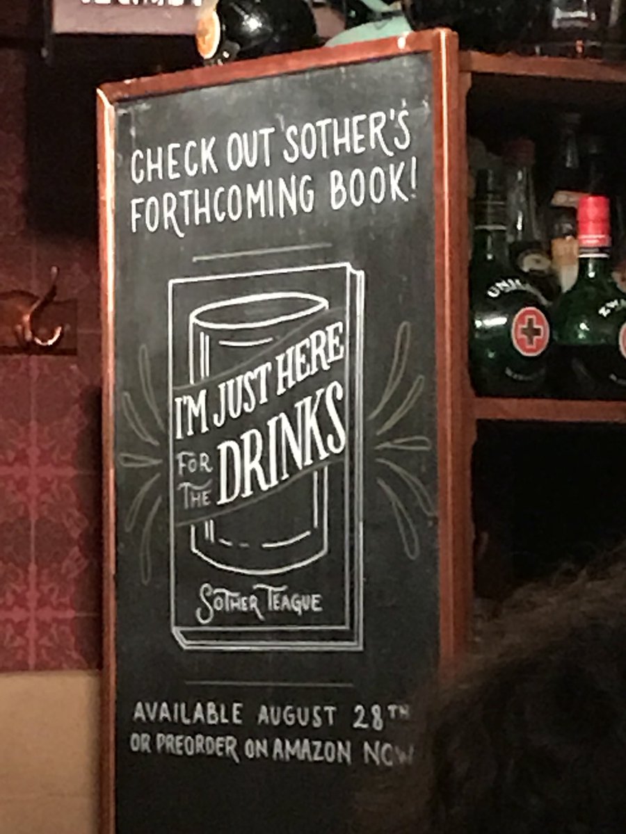 ashmore773's tweet photo. Great place @amoryamargo. Thanks for the excellent cocktail @CreativeDrunk Can’t wait for the book. #iheartbitters. https://t.co/3g2rZsJ0zr