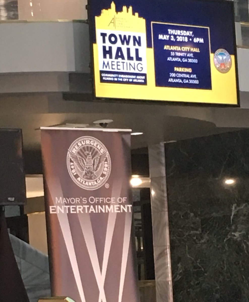 Shaunya_Chavis's tweet photo. Good seeing @larondasutton and other Film Industry Liaisons &amp; Production Reps at packed @Cityofatlanta Mayors Film &amp; Entertainment Town Hall. #FultonFilms #Partnerships https://t.co/8AkHaEChBg
