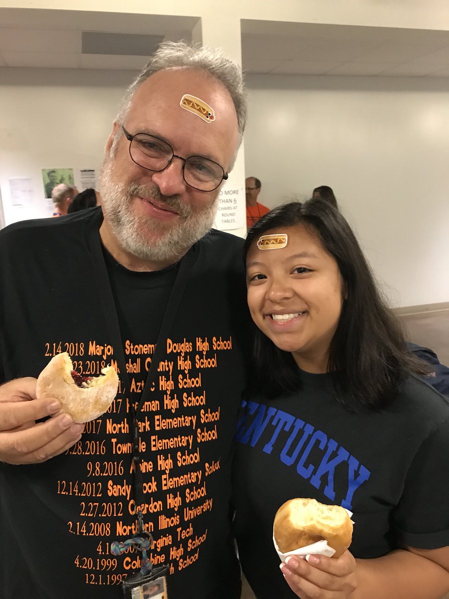 bdchssga's tweet photo. We love our teachers @BDCHS_PHOENIX  part 2 https://t.co/jB8Iotfas8