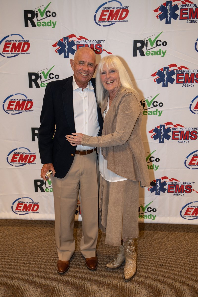 RivCoReady's tweet image. BIG thanks to EMD's volunteers who bring highly-specialized skills that make us better prepared. Plan together, respond together, recover together. We can't thank you enough. #Volunteer #VolunteerAppreciationDay