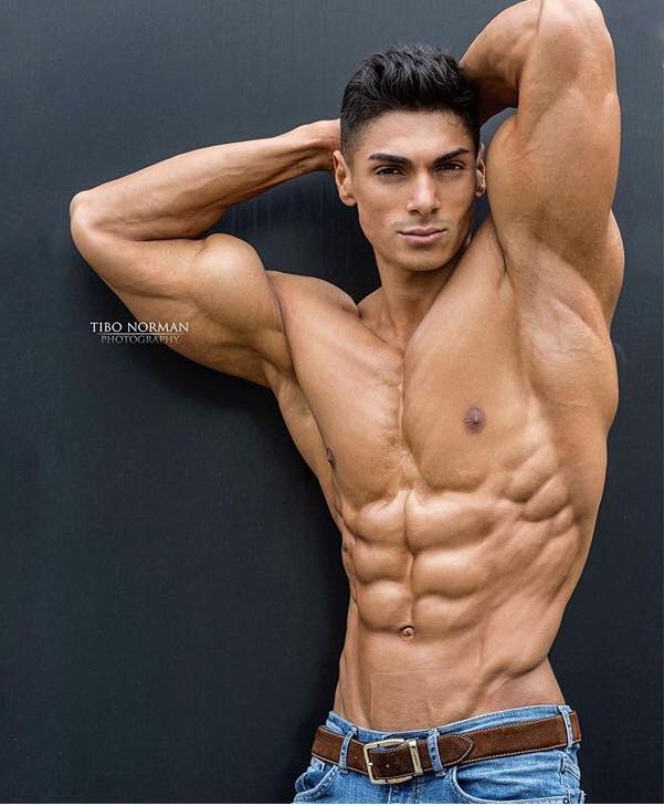 manarmonamar's tweet photo. Abdominal Workouts ✔️ https://t.co/zVKJayGPm0