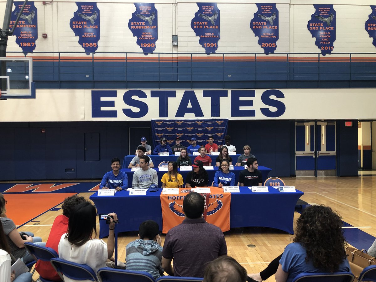 HEHS_ATR's tweet photo. Congrats to all the seniors that signed to continue their athletic careers in college yesterday! All of us in the athletic training room are proud of you and wish you all the best!! Don’t spend as much time in the athletic training room there as you did here ☺️ https://t.co/P5LQsSUfJU