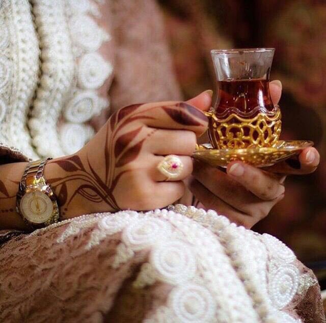 dilaraempress10's tweet photo. لا فرق بين .!
قلبي و عقلي ، ذاك ينبض لكِ .!
و هذا يفكر بكِ ، كلاهما أنتِ و لا أعرف أين أنا ..!
#شهد🦋🎵💞 https://t.co/5sddRbRioG