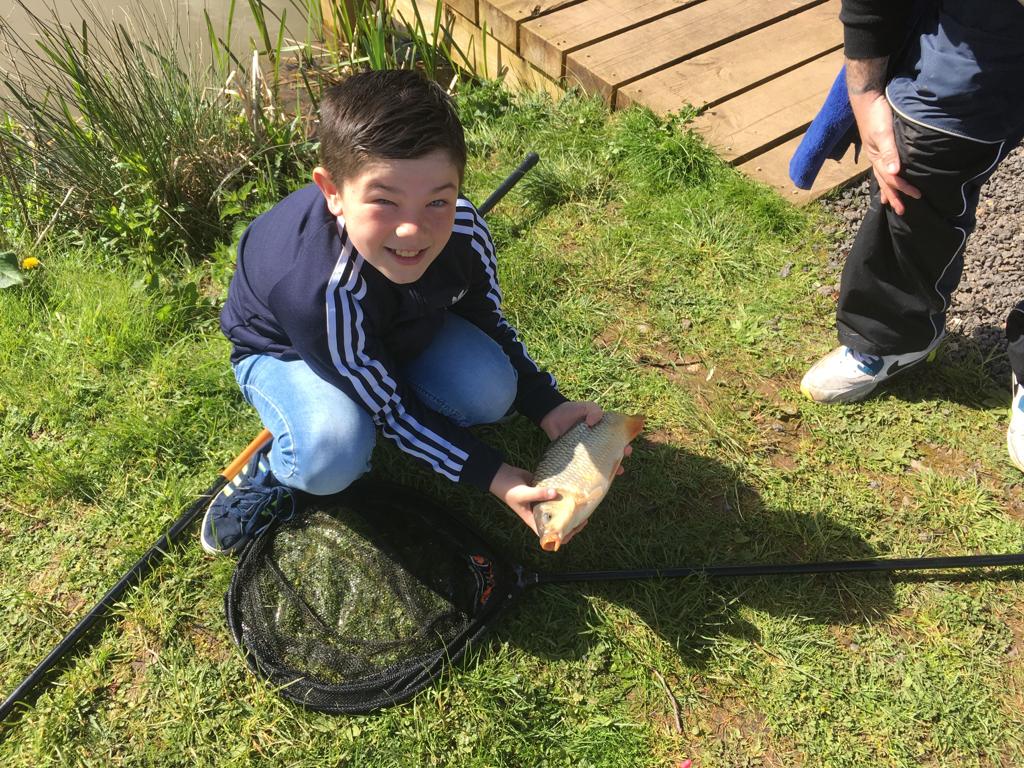 EdgeNorthfield's tweet image. In another new innovation, we have introduced fishing into our KS3 curriculum. Students made their debut today at Alvechurch Fisheries and did us proud! #shapingfutures #apfree