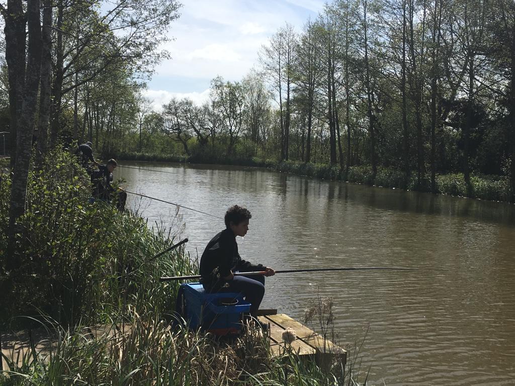 EdgeNorthfield's tweet image. In another new innovation, we have introduced fishing into our KS3 curriculum. Students made their debut today at Alvechurch Fisheries and did us proud! #shapingfutures #apfree