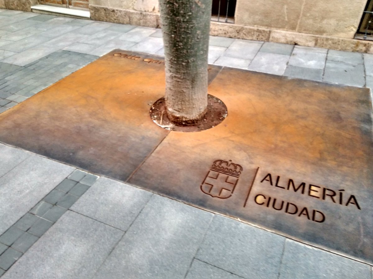 <a href="/Ahora_Almeria/">Ahora Almería</a> 
<a href="/aytoalm/">Ayuntamiento de Almería</a> 
Siguen las tonterías del ayuntamiento...facebook.com/groups/1506381…