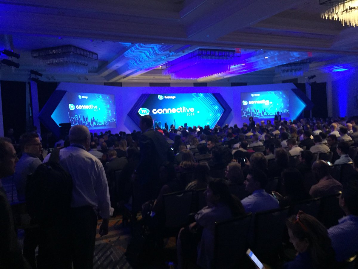 iManageUX's tweet photo. Full house with standing room only #ConnectLive2018 https://t.co/fvPAt8Oo7n
