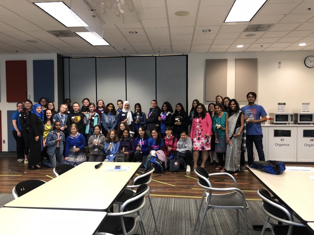 CathyWorden's tweet image. The brainpower in this room was incredible. Loved meeting all the #kanata Cisco Girls Power Tech girls who are gonna rock our world with their #STEM skills #WeAreCisco @CiscoCanada @cisco_wise #cdnpoli