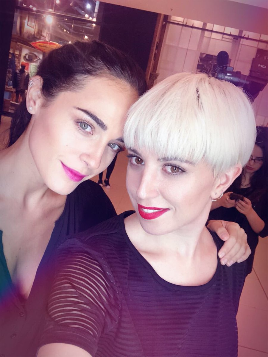 AyeBuscemi's tweet photo. Seguimos probando lo nuevo de @MACcosmetics para este temporada de invierno!💄💋💯 #maclipslipslips #maclipstick #maclips #macred #macrobywoo #trendlips #macmatte #macmattelipstick #macargentina https://t.co/Zer44TyZMJ