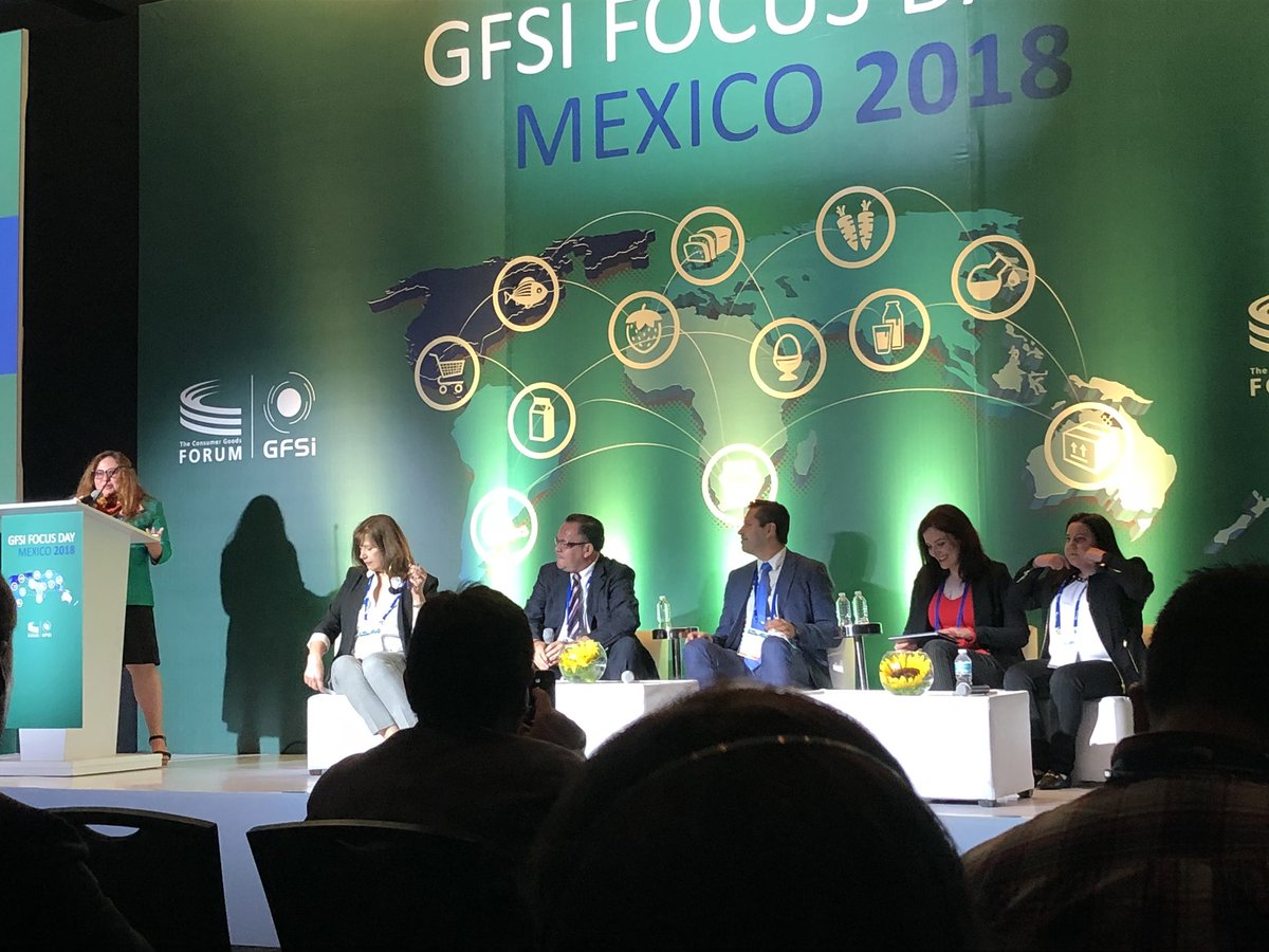 adaliliagzz's tweet photo. Pannel with CPOs (the heart of GFSI) led by @plopezcervantes from @SigmaAlimentos #gfsimexico #gfsifocusday https://t.co/6eytiRjB3b