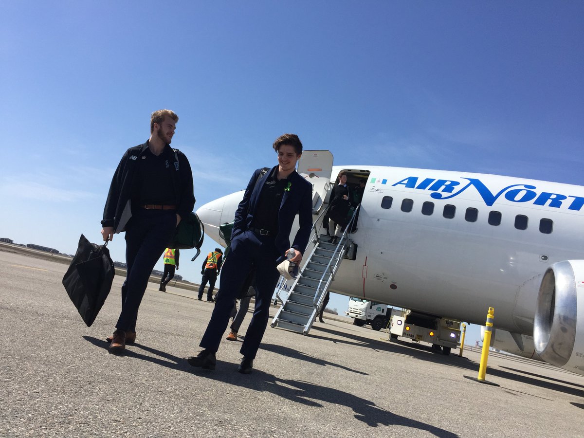 WHLsilvertips's tweet photo. It's a great day to be (and fly as) a Silvertip. 

#WHLChampionship | #BelieveInGreen https://t.co/fJFk8Ftdd3