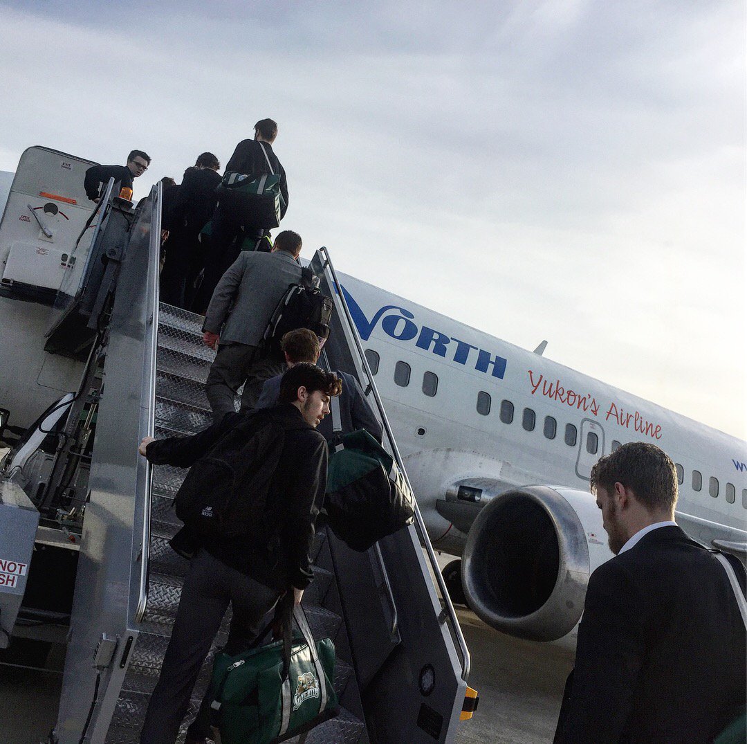WHLsilvertips's tweet photo. It's a great day to be (and fly as) a Silvertip. 

#WHLChampionship | #BelieveInGreen https://t.co/fJFk8Ftdd3
