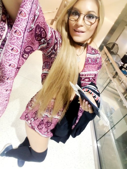 Look out New Orleans! Here cums Moka😄💖💕 #NewOrleans #traveling #flying https://t.co/spNQxWKRiU<a href="/tag/neworleans"class="tags">#NewOrleans</a><a href="/tag/traveling"class="tags"><span>#traveling</span></a><a href="/tag/flying"class="tags"><span>#flying</span></a>