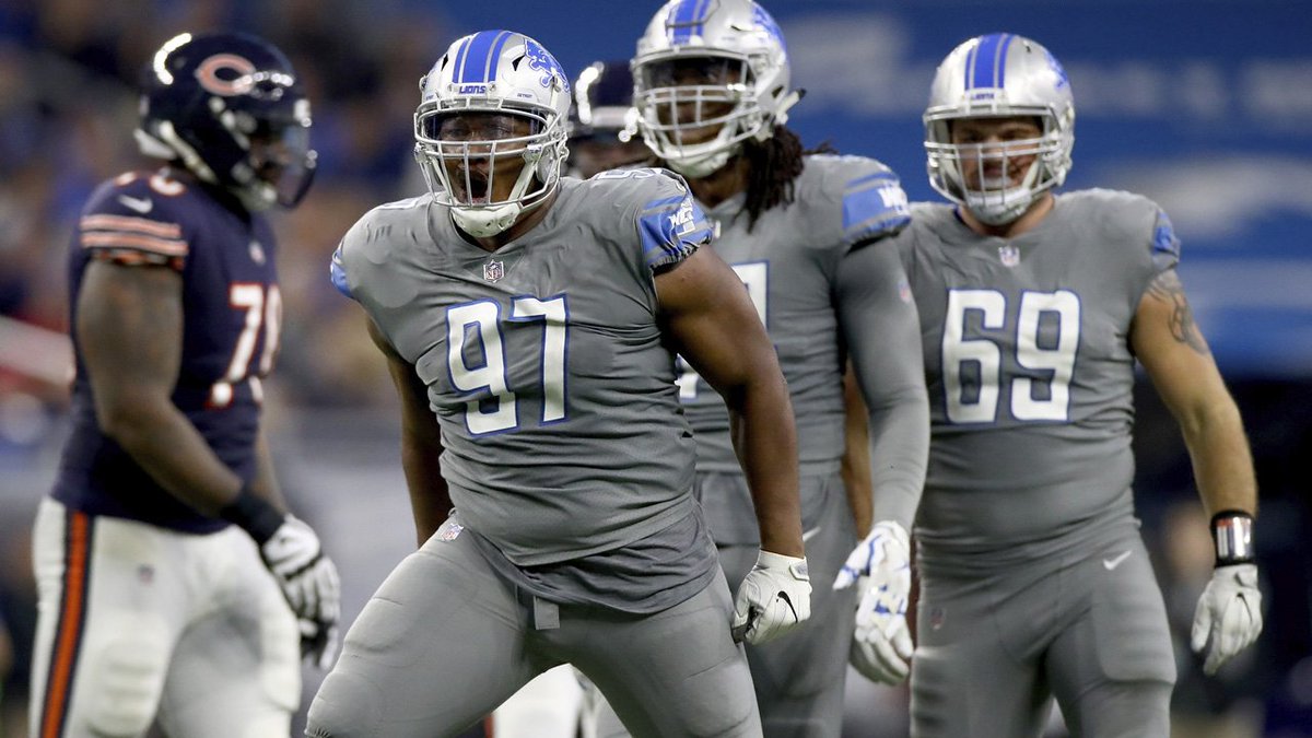 #BREAKING @MiamiDolphins trade for DT Akeem Spence, filling big need on defensive line bit.ly/2HQPeH9?utm_so… https://t.co/cd5zkPB9eq