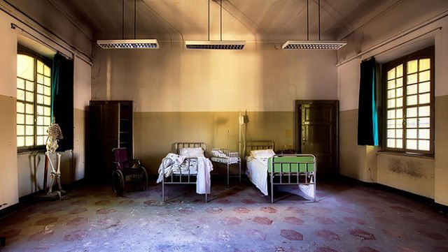 eltubazodigital's tweet image. #Exmodelo fue comida viva por #garrapatas en Estados Unidos - eltubazodigital.com/internacionale… #noticia