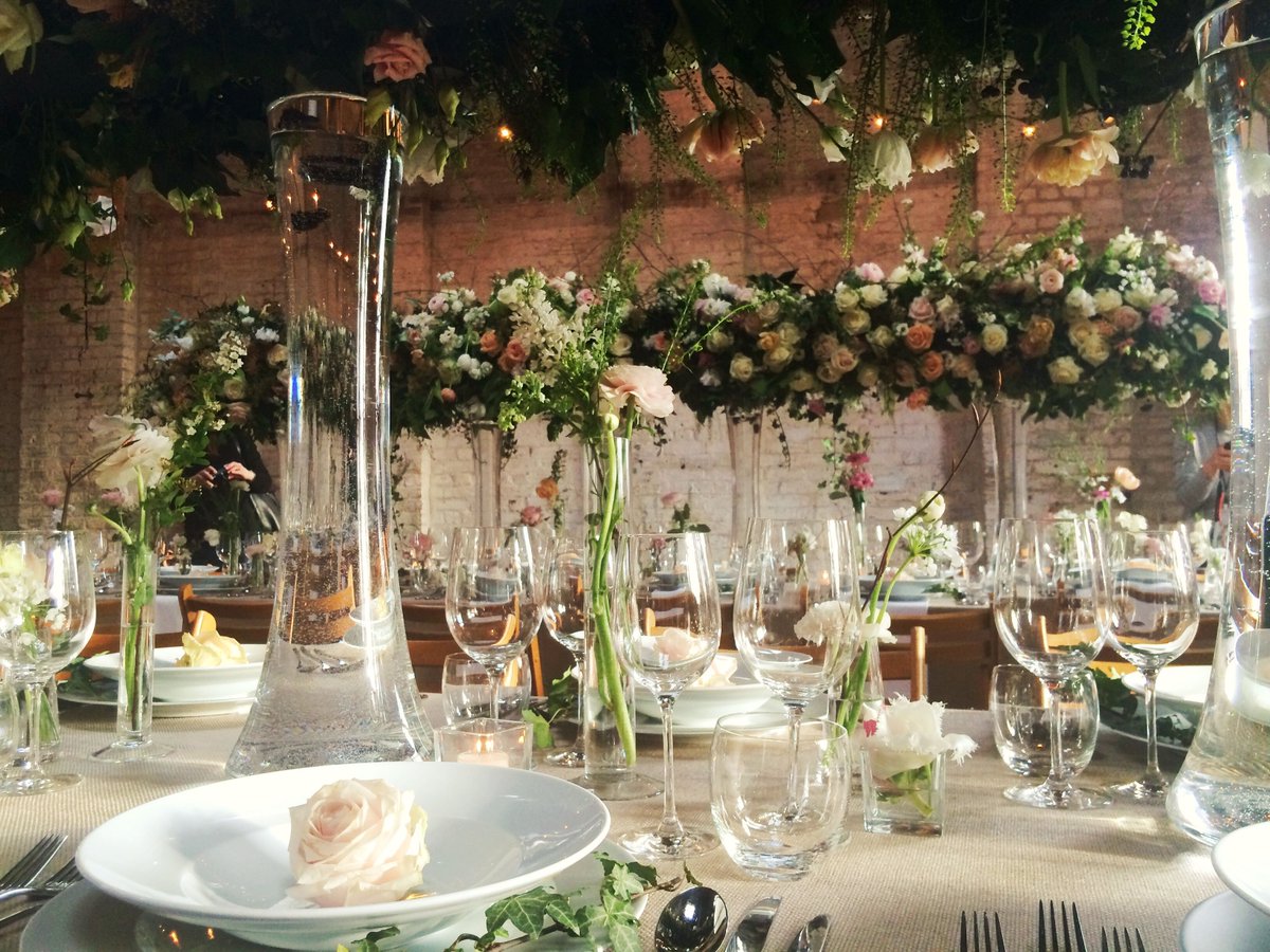 Stunning elevated floral designs. Super cosy, elegant and easy to talk to your guests! win win situation!