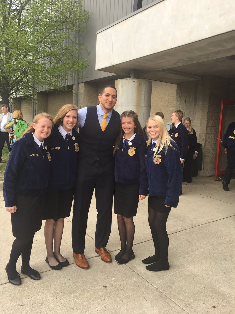 ABGOHPMSFFA's tweet photo. First General Session of the Ohio State FFA Convention is over! We got recognized as a new chapter and heard an amazing guest speaker! https://t.co/b4N44Wflko